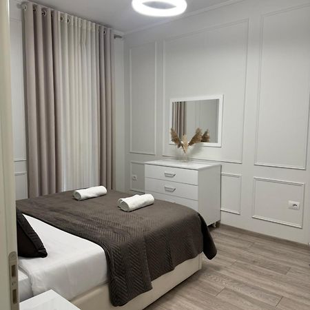 Harmony Apartment Blloku Tirana Exterior photo
